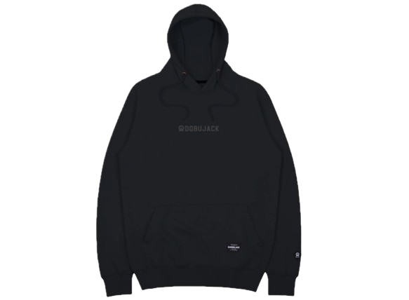 Pilih hoodie katun yang lembut untuk pemakaian sehari-hari atau hoodie fleece yang lebih hangat saat cuaca dingin