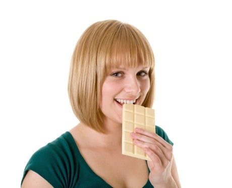 Pilih snack coklat putih untuk Anda yang ingin mencamilnya langsung