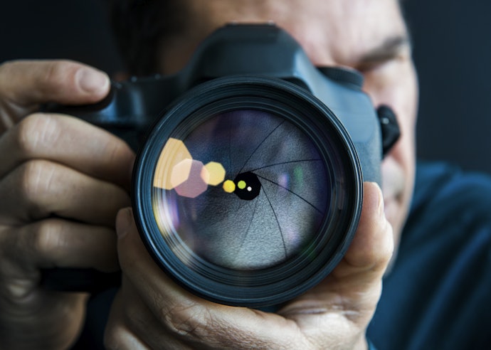 Perhatikan aperture pada lensa