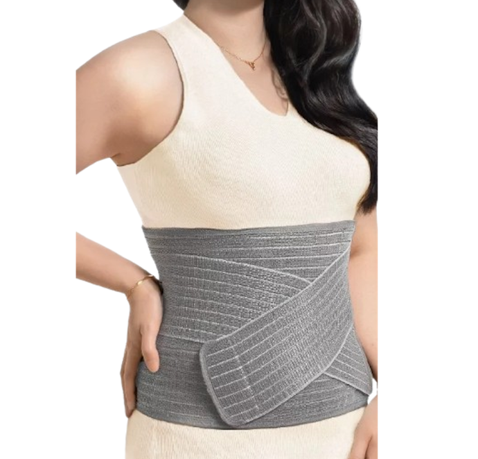 Pastikan korset terbuat dari material yang elastis dan juga breathable