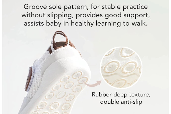 Utamakan sepatu dengan sol lentur dan antislip untuk menjaga keseimbangan bayi
