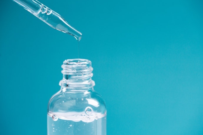 Untuk pengguna lanjutan, naikkan dosis retinol menjadi 1%-2%