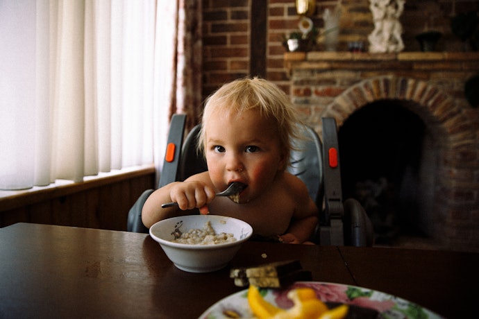Perhatikan usia bayi saat akan memberikan oatmeal