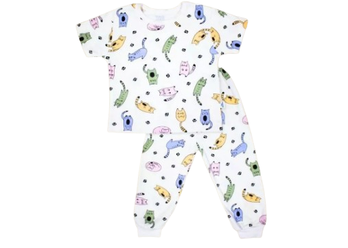 Untuk baju tidur anak yang relatif murah, merek Zeobaby Kids, Keola, dan Hanamichi Kids cukup populer sebagai pilihan