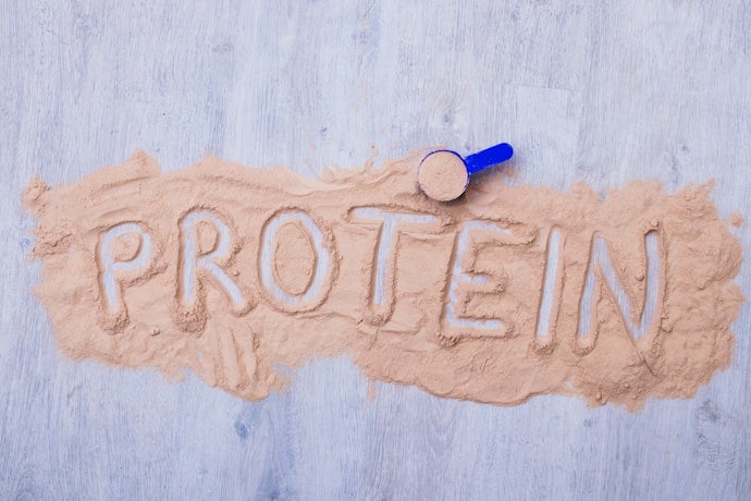 Baik untuk weight loss diet ataupun meningkatkan massa otot, pilih yang jumlah proteinnya tinggi, yaitu ≥70% per takaran saji