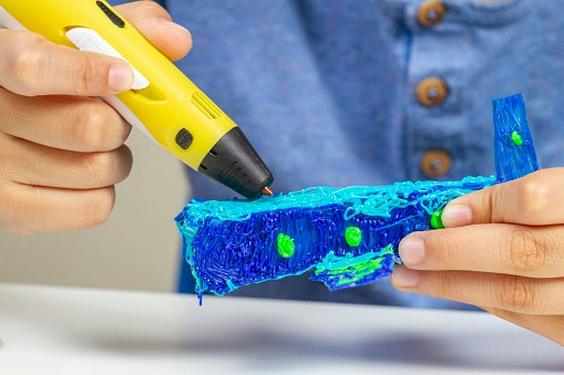 Cari desain 3D pen yang ergonomis