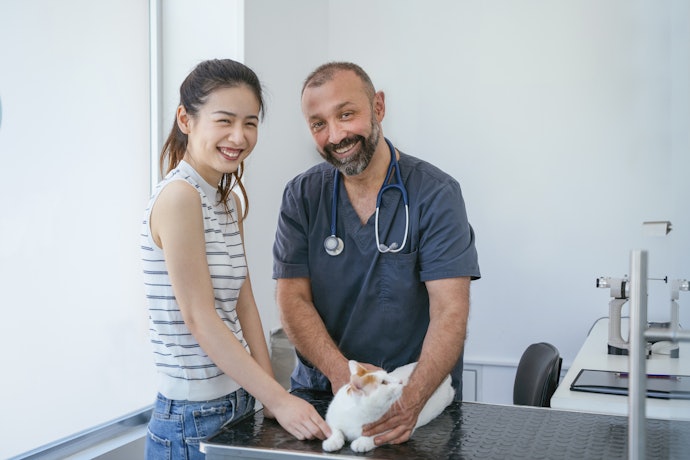 Konsultasikan ke dokter hewan