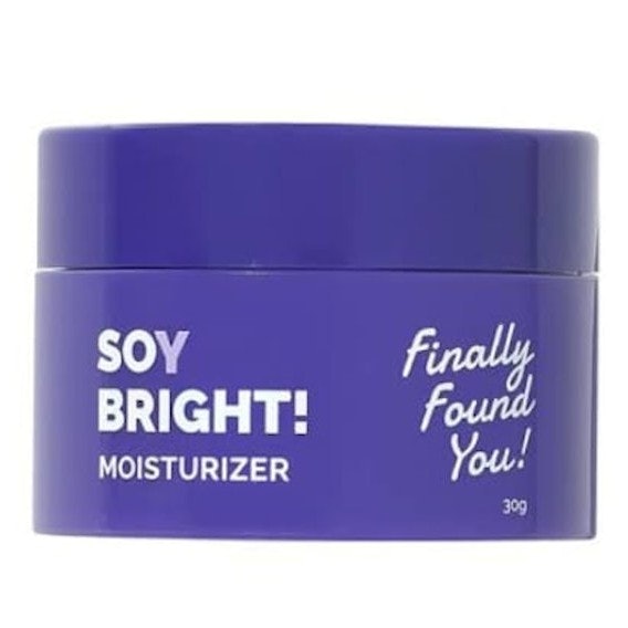 Untuk mengatasi kulit kusam, pilih cream yang mengandung brightening agent, seperti niacinamide