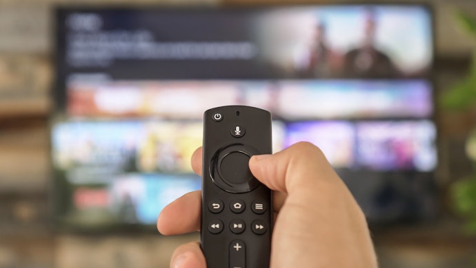 Smart TV 55 inch dibekali teknologi HDR; Untuk meningkatkan pengalaman menonton, utamakan teknologi HDR10+ dan Dolby Vision
