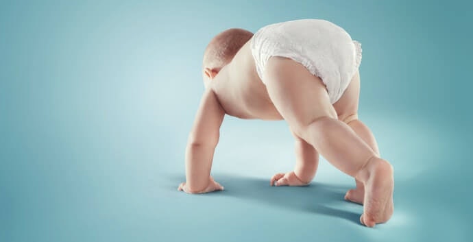 Cek elastisitasnya agar bayi lebih nyaman bergerak