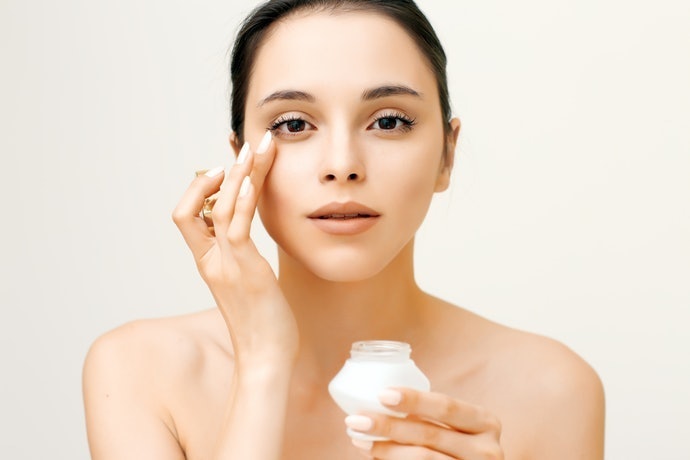 Pilihlah produk skincare yang benar-benar Anda butuhkan