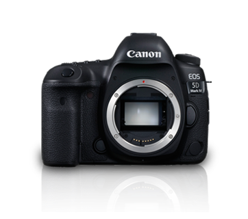 Kamera DSLR full frame seperti EOS 6D Mark II atau EOS 5D Mark IV pas untuk keperluan fotografi