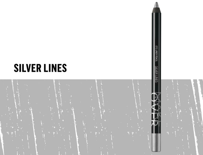 Untuk makeup tematik atau dekorasi, pertimbangkan eyeliner lokal berwarna cerah, seperti biru, merah, pink, putih, atau silver