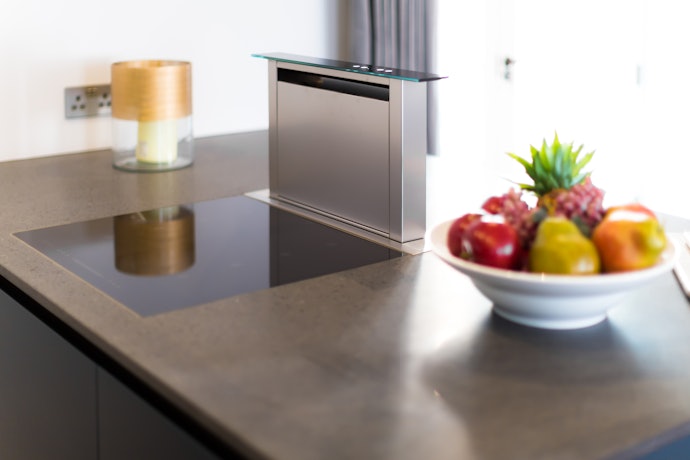 Downdraft hood, untuk pemasangan yang menyatu dengan meja dapur