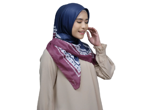 Scarf atau segi empat: Cocok dipakai untuk acara semiformal hingga formal