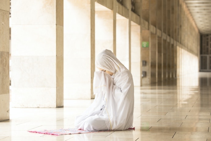 Peralatan ibadah: Wujud ketaatan beragama