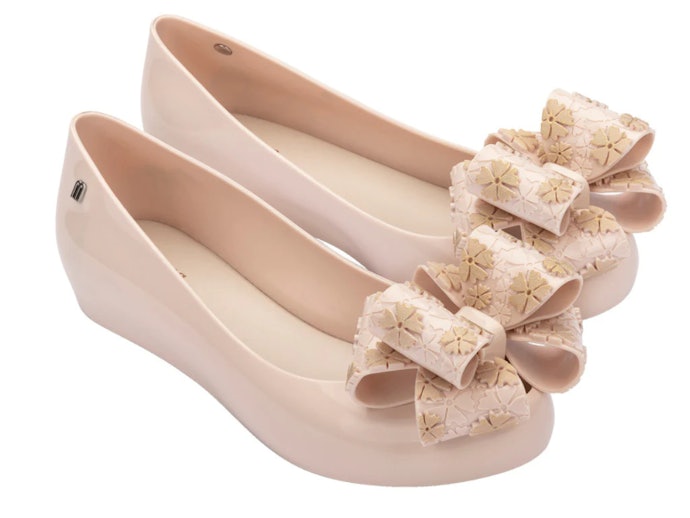Flat shoes, nyaman digunakan sehari-hari