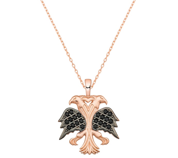 Rose gold, pas untuk segala jenis skin tone
