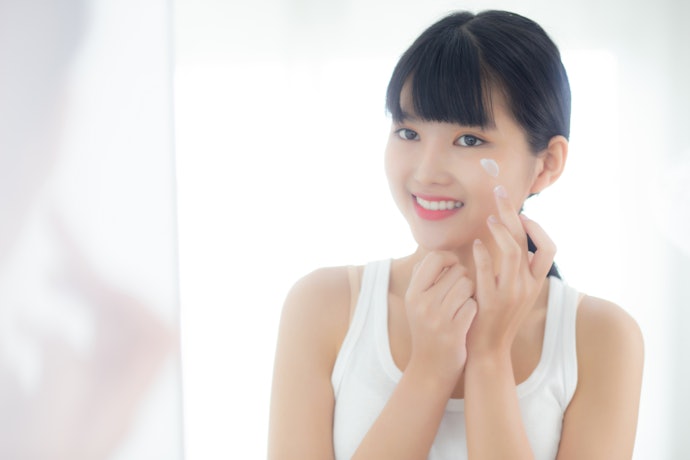 Primer water-based: Cocok untuk kulit kering yang tak memiliki keluhan tekstur kulit