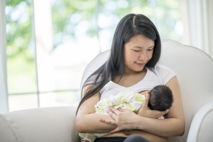 Akan lebih baik lagi bila terdapat label "aman untuk ibu menyusui"