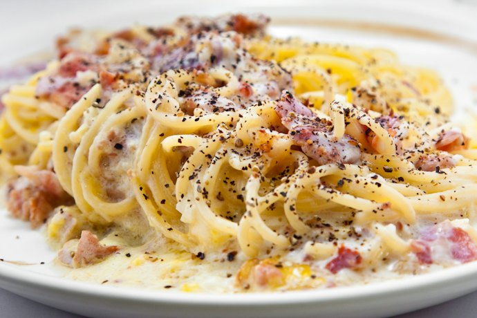 Carbonara, saus creamy yang lembut di lidah