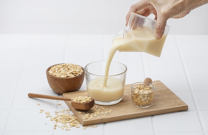 Jika Anda intoleransi laktosa, utamakan susu oat tinggi protein