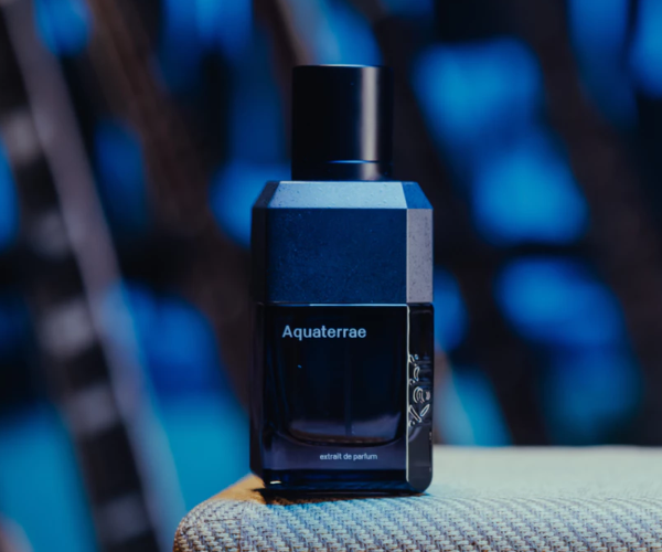 Kahf Aquaterrae: Kesegaran aquatic-citrus yang dinamis untuk iklim tropis
