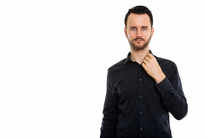 Shirt collar: Memberi tampilan lebih santai dan homey