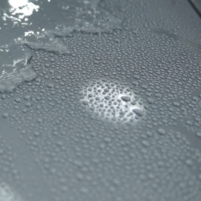 Tipe water repellent, cocok untuk mobil berwarna terang