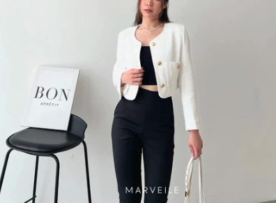 Marveile: Blazer wanita Korea dengan gaya crop yang stylish