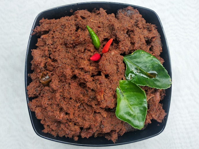 Rendang kering: Aman dibawa bepergian dan bisa dijadikan camilan