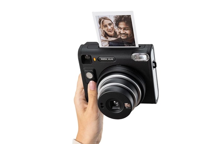 Hasilkan foto yang lebih besar dengan Instax Square