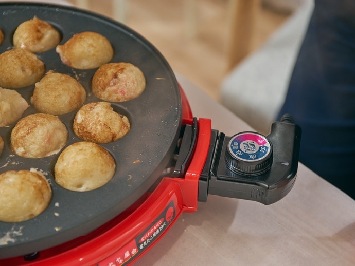 Pengatur suhu: Panggang takoyaki dengan suhu yang lebih presisi