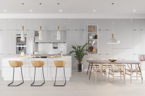 Kursi bar dan kursi makan, buat area ruang makan dan dapur jadi stylish