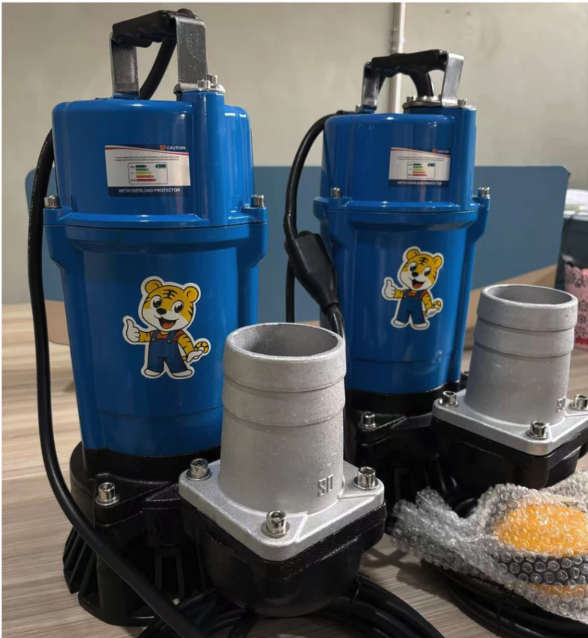 Untuk menguras air atau drainase, pertimbangkan pompa celup air kotor