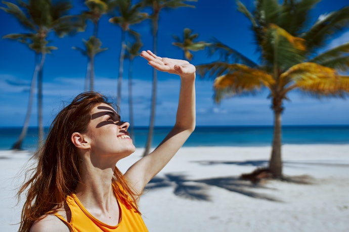 SPF: Untuk melindungi kulit dari sinar UV