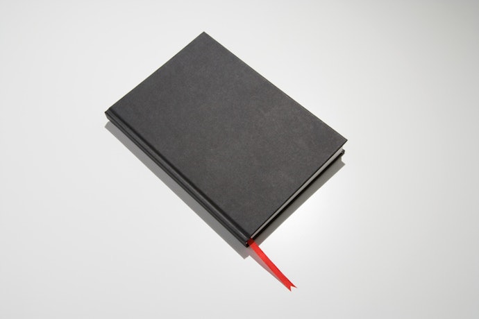 Hard cover: Lebih awet dan rapi