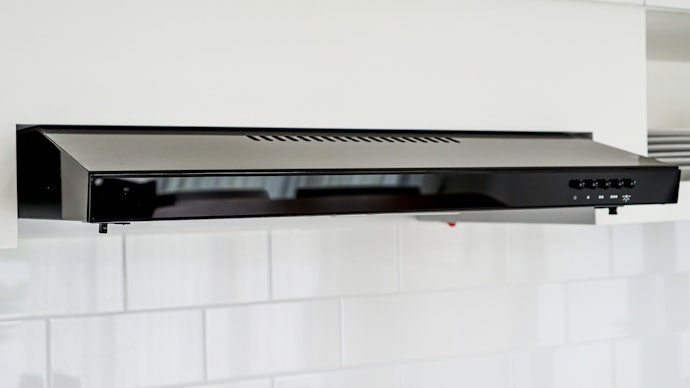 Visor hood, modelnya sederhana untuk desain dapur konvensional