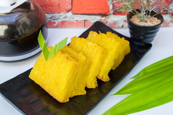Bika ambon pandan, warnanya hijau dan beraroma pandan