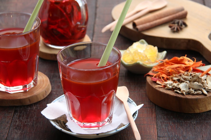 Kayu secang, sebagai antioksidan sekaligus pewarna merah alami