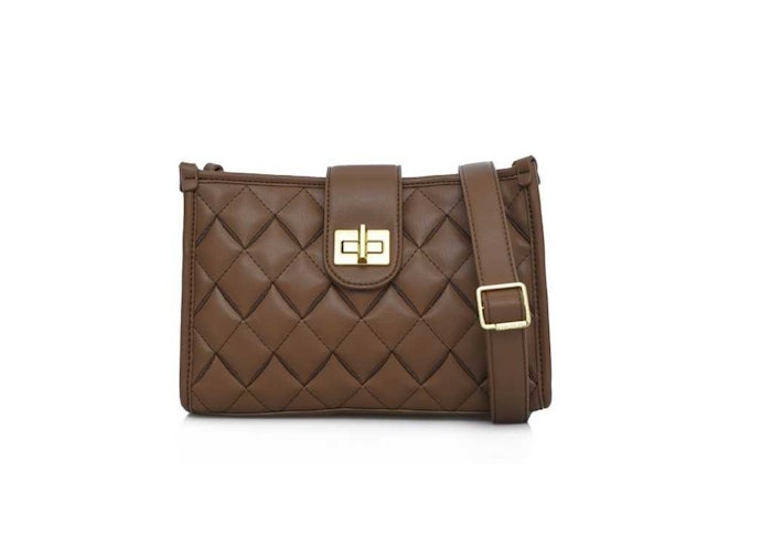 Sling bags, tas selempang untuk acara kasual Anda