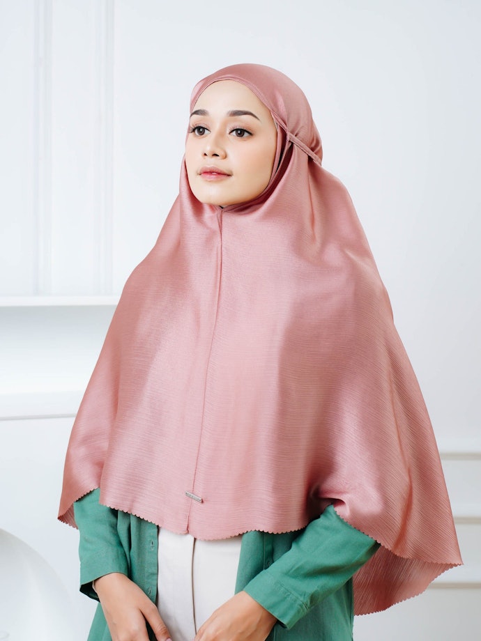 Bergo dan jilbab instan, praktis tanpa pentul atau peniti