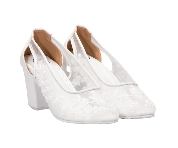 AdorableProjects, warna putih dengan desain lace yang menambah kesan feminin dan anggun
