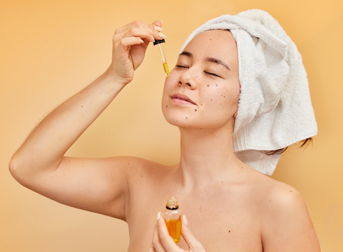 Kulit kering: Prioritaskan oil dengan asam oleat yang tinggi