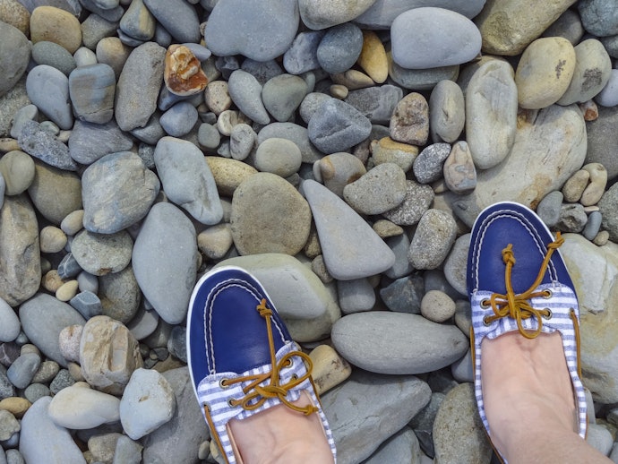 Flat shoes, memberikan tampilan feminin dan formal