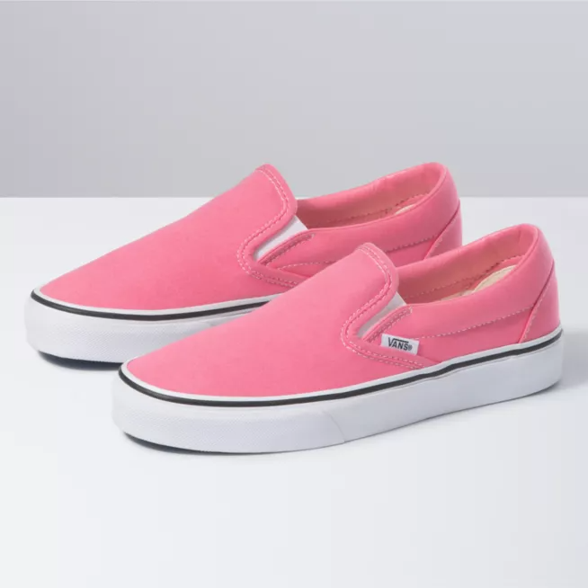 Slip On yang bebas ribet tanpa tali sepatu