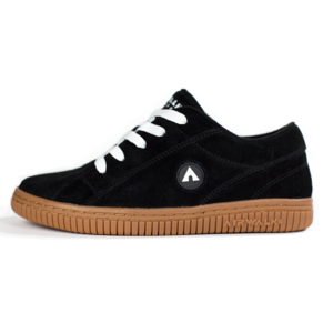 Untuk sekolah, desain minimalis dan berwarna hitam lebih cocok