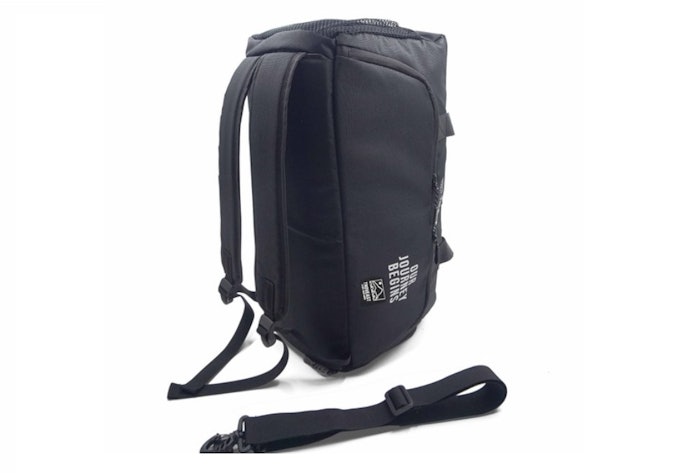 2-way bag: Dapat dimodifikasi cara membawanya sesuai kenyamanan