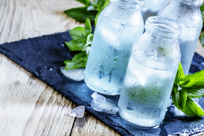 Minuman soda tawar, bebas dikreasikan jadi aneka minuman