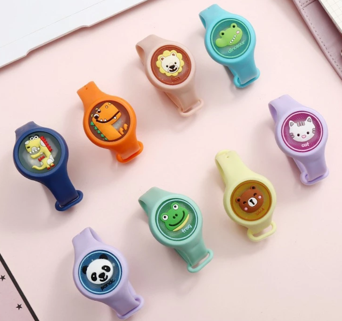 Gelang, berdesain menarik dan tahan lama